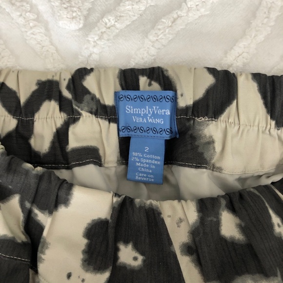 Simply Vera patterned skirt, vintage floral - Picture 2 of 2